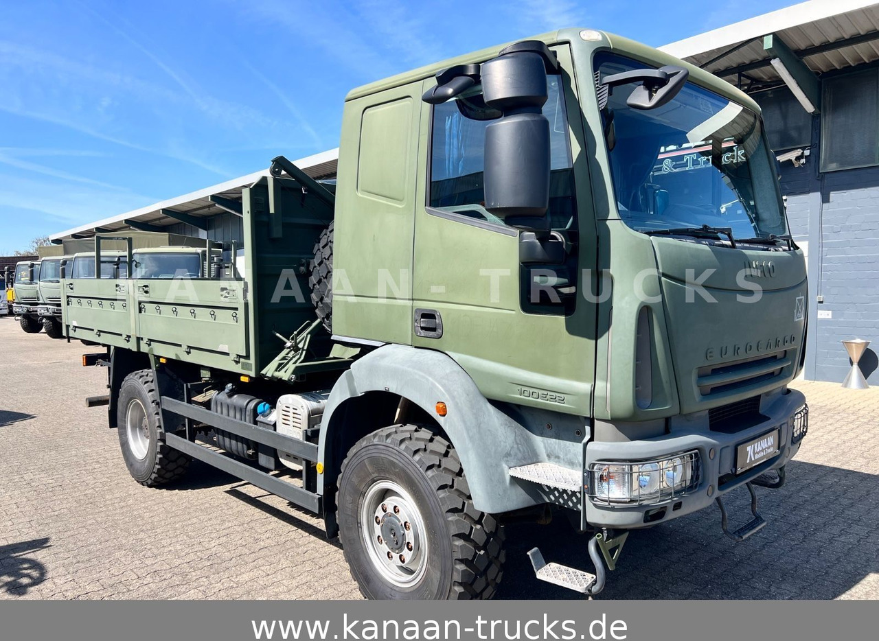 Iveco ML100E22WM-BW 4x4 Miltär Camper Exped 19 TKm - משאית צד נופל/ שטוחה: תמונה 2 Iveco ML100E22WM-BW 4x4 Miltär Camper Exped 19 TKm - משאית צד נופל/ שטוחה: תמונה 2