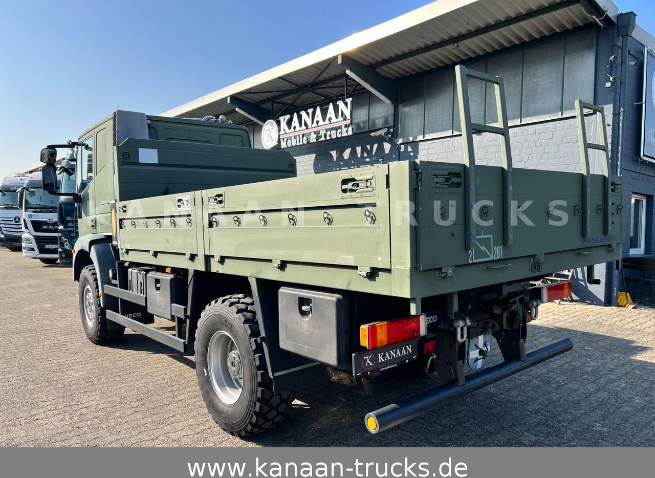 Iveco ML100E22WM-BW 4x4 Miltär Camper Exped 8.670Km - משאית צד נופל/ שטוחה: תמונה 4 Iveco ML100E22WM-BW 4x4 Miltär Camper Exped 8.670Km - משאית צד נופל/ שטוחה: תמונה 4