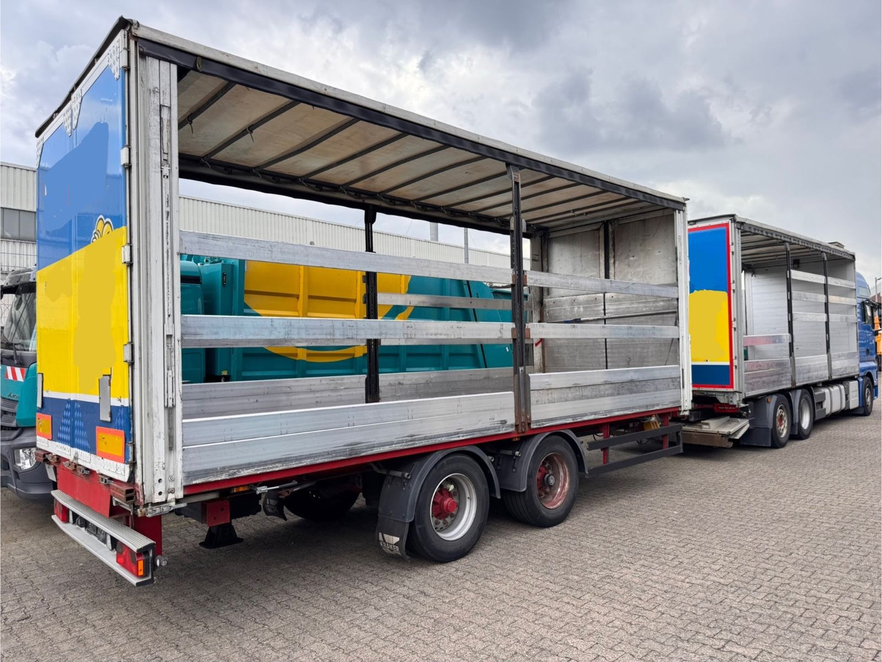 MAN 26.500 TGX+Anh LBW Euro6 Lift/Lenkachse - משאית וילונות צד: תמונה 4 MAN 26.500 TGX+Anh LBW Euro6 Lift/Lenkachse - משאית וילונות צד: תמונה 4