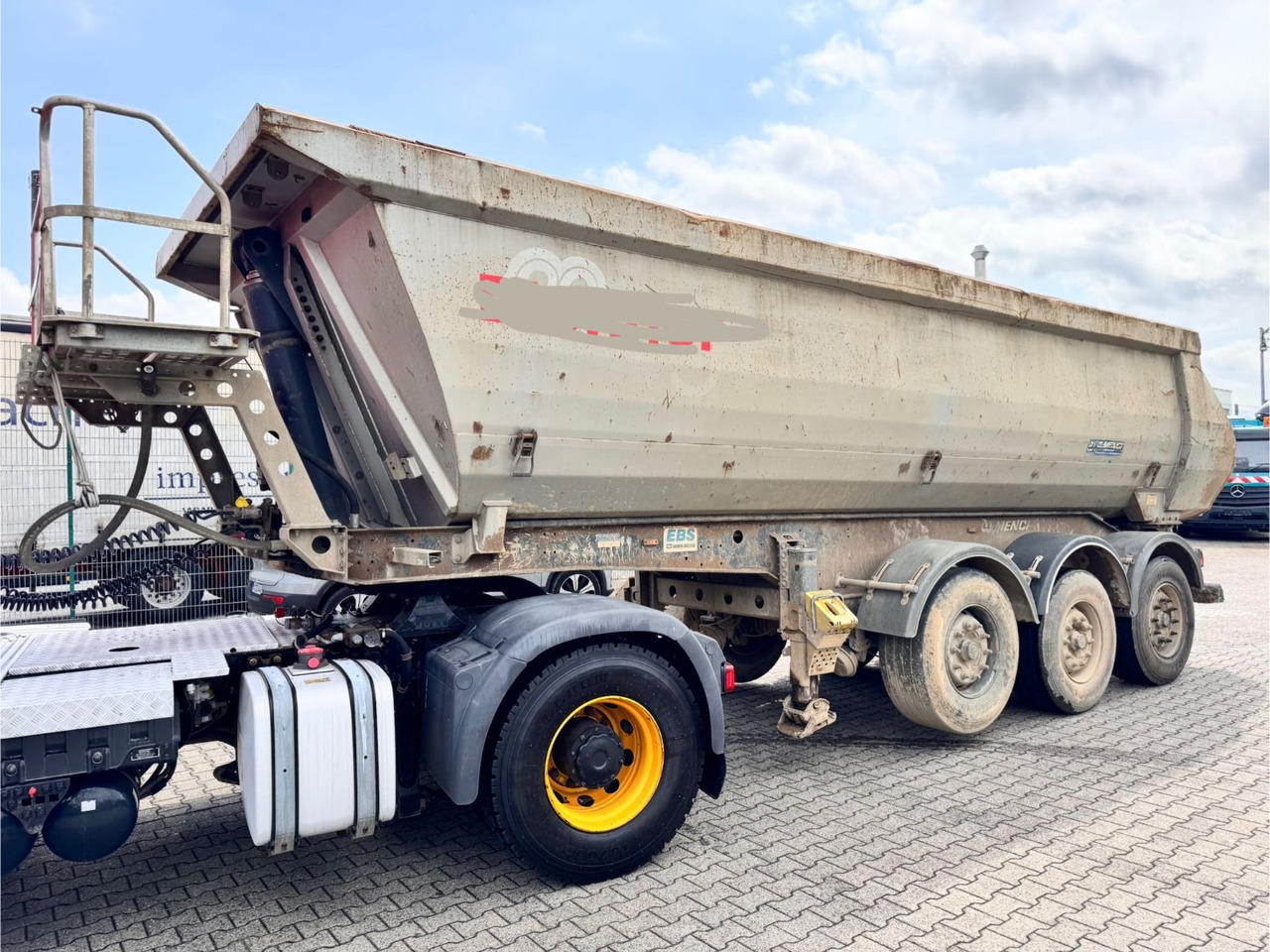 Menci SA700R Kipper Mulde 27m³ Lift Stahl Stück - סמיטריילר עם מזהיר: תמונה 3 Menci SA700R Kipper Mulde 27m³ Lift Stahl Stück - סמיטריילר עם מזהיר: תמונה 3