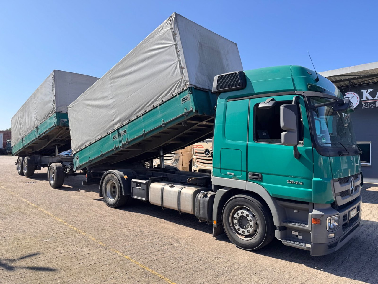 Mercedes-Benz 1844 Actros MP3 3-SeitenKipper Getreide Pritsche - מזהיר: תמונה 1 Mercedes-Benz 1844 Actros MP3 3-SeitenKipper Getreide Pritsche - מזהיר: תמונה 1