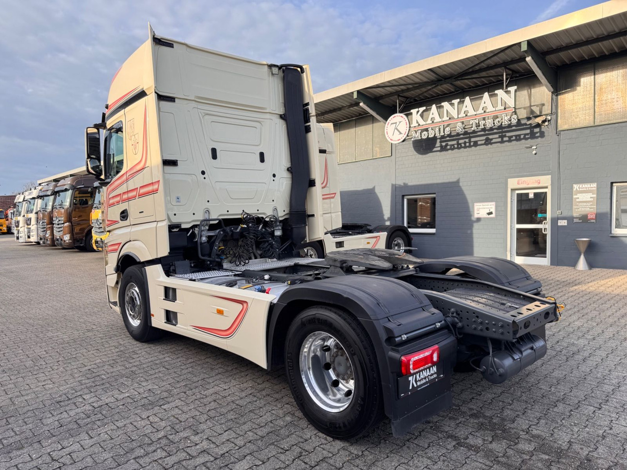 Mercedes-Benz 1848 L Actros 5 GigaSpace - יחידת טרקטור: תמונה 4 Mercedes-Benz 1848 L Actros 5 GigaSpace - יחידת טרקטור: תמונה 4