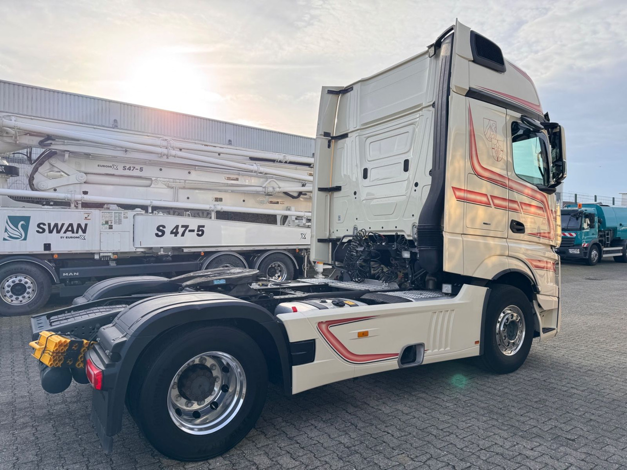 Mercedes-Benz 1848 L Actros 5 GigaSpace - יחידת טרקטור: תמונה 5 Mercedes-Benz 1848 L Actros 5 GigaSpace - יחידת טרקטור: תמונה 5