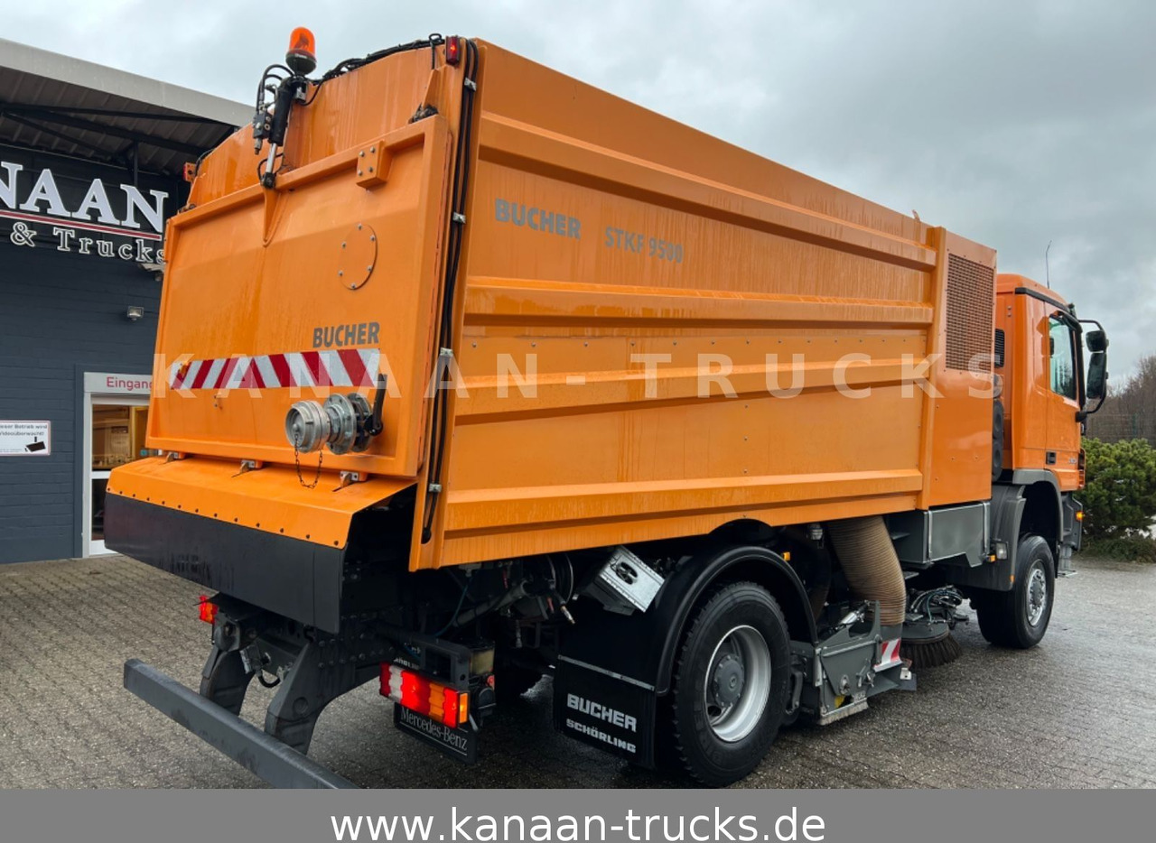 Mercedes-Benz 2032 Actros 4x4 Bucher STKF 9500 AIRPORT KLIMA - מטאטא כבישים: תמונה 5 Mercedes-Benz 2032 Actros 4x4 Bucher STKF 9500 AIRPORT KLIMA - מטאטא כבישים: תמונה 5