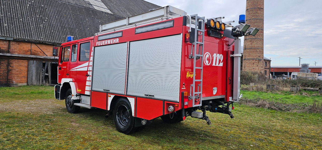 MAN Feuerwehr Löschfahrzeug 14.264 Autobomba - משאית: תמונה 3 MAN Feuerwehr Löschfahrzeug 14.264 Autobomba - משאית: תמונה 3