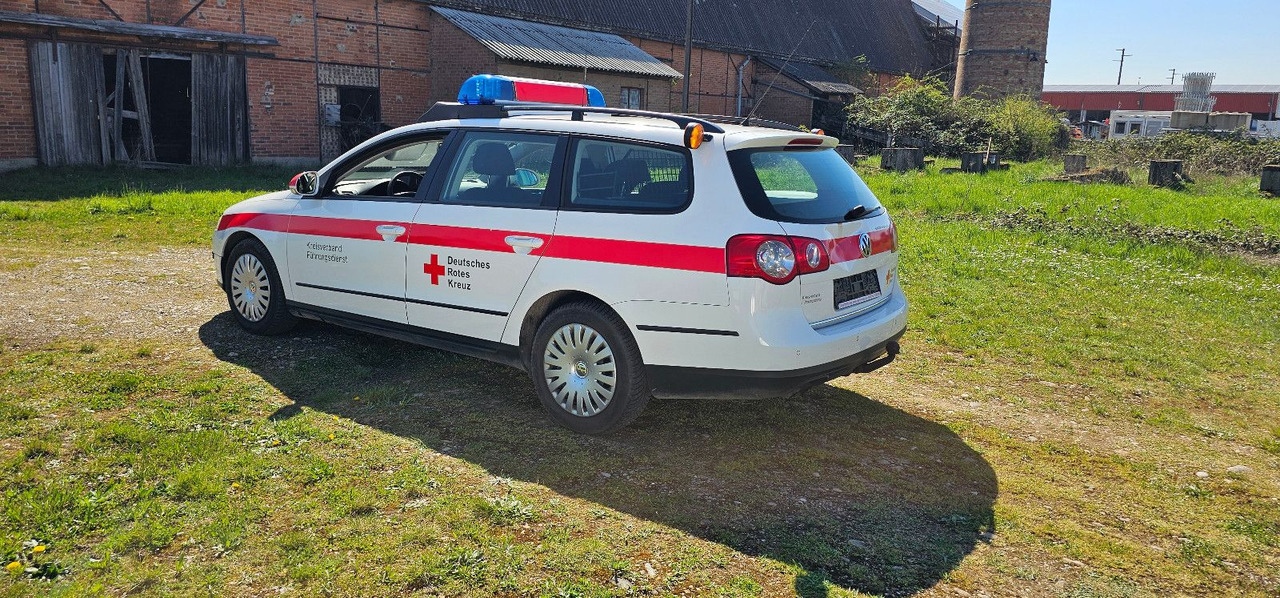 Volkswagen Allrad Feuerwehr Kommandowagen HVO KDOW ELW - סדאן: תמונה 3 Volkswagen Allrad Feuerwehr Kommandowagen HVO KDOW ELW - סדאן: תמונה 3