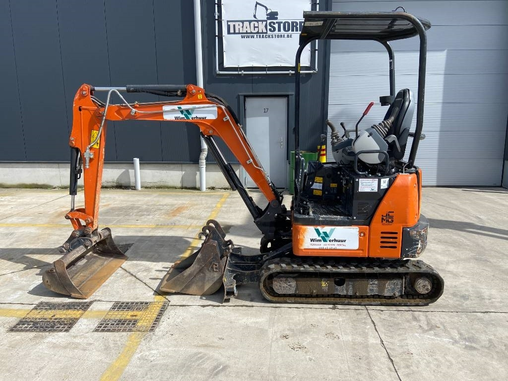 Hitachi ZX 19 U-6 - מיני מחפר: תמונה 1 Hitachi ZX 19 U-6 - מיני מחפר: תמונה 1