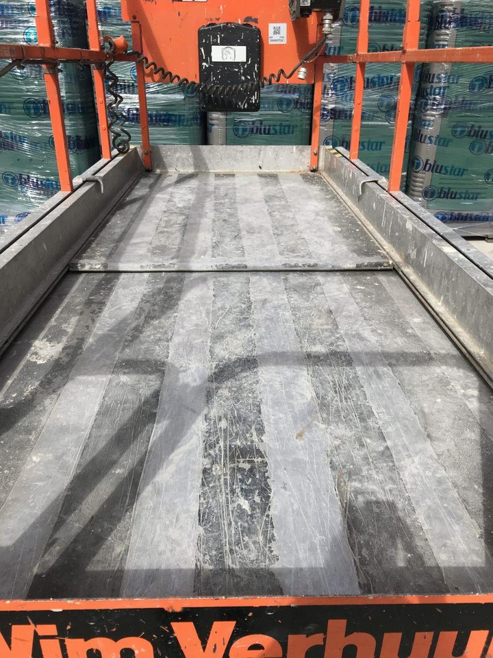 JLG 3246ES (1240) - מעלית מספריים: תמונה 3 JLG 3246ES (1240) - מעלית מספריים: תמונה 3