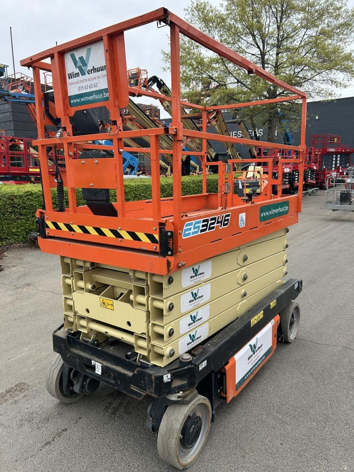 JLG 3246ES (6778) - מעלית מספריים: תמונה 1 JLG 3246ES (6778) - מעלית מספריים: תמונה 1