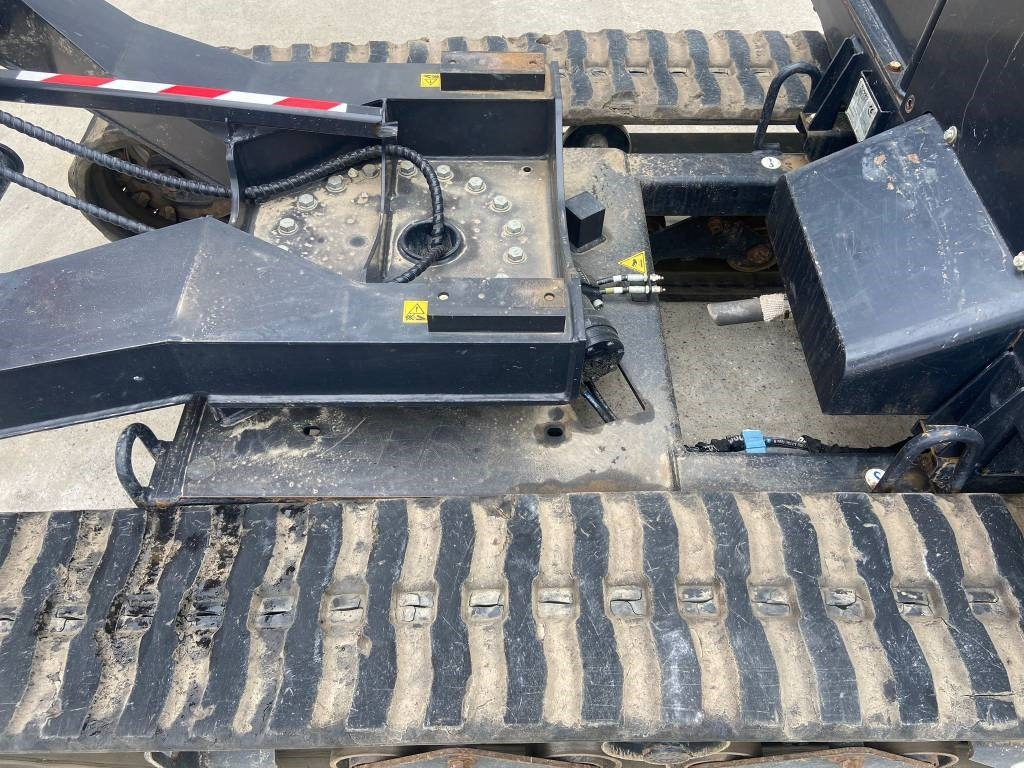 Kubota KC 300 - מסיר פסולת זוחל: תמונה 2 Kubota KC 300 - מסיר פסולת זוחל: תמונה 2