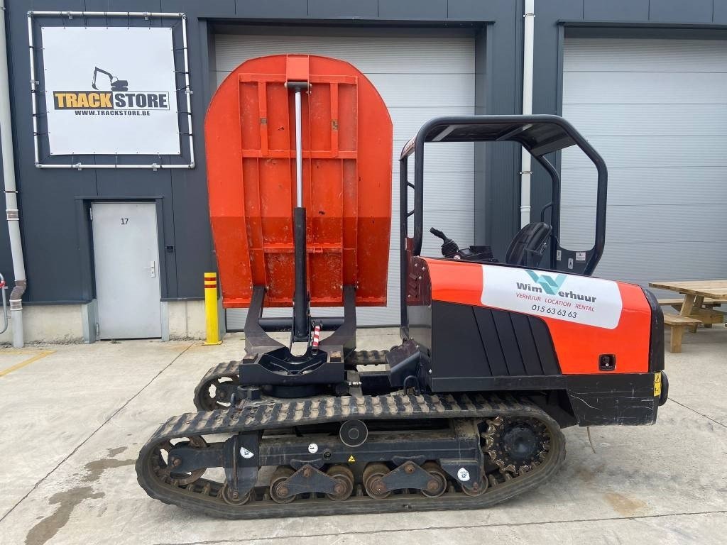 Kubota KC 300 - מסיר פסולת זוחל: תמונה 5 Kubota KC 300 - מסיר פסולת זוחל: תמונה 5