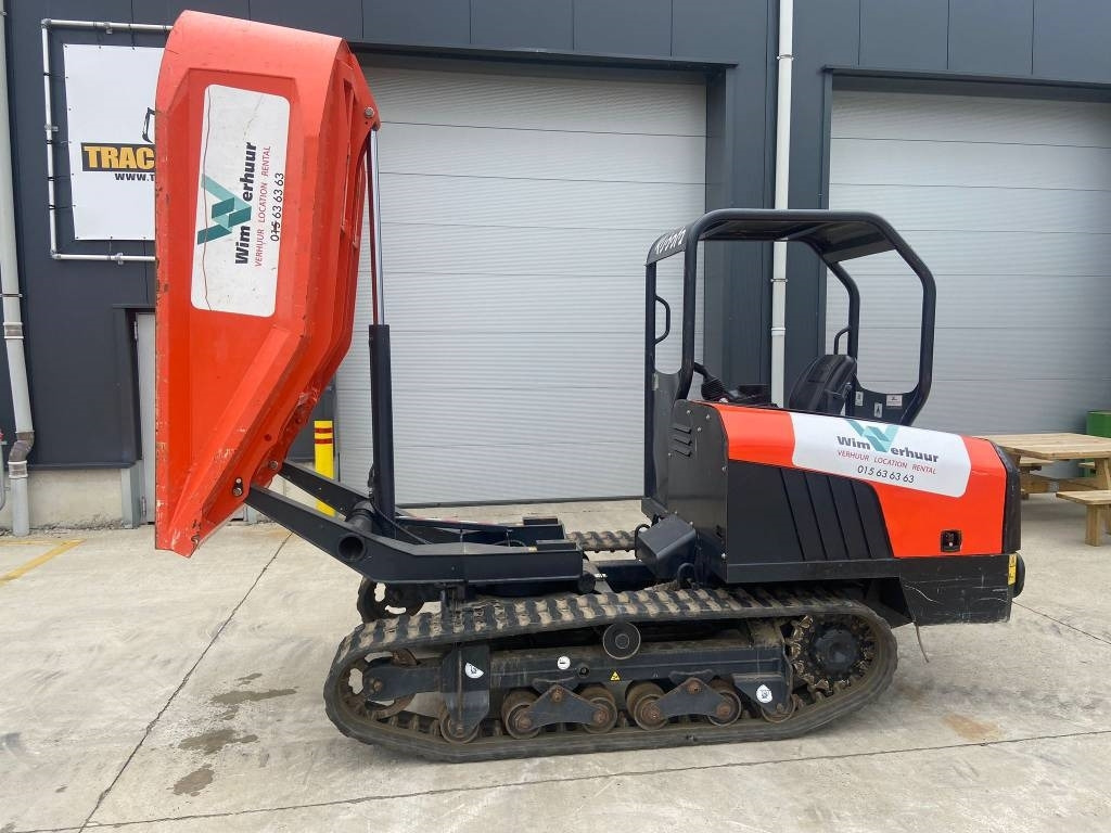 Kubota KC 300 - מסיר פסולת זוחל: תמונה 4 Kubota KC 300 - מסיר פסולת זוחל: תמונה 4
