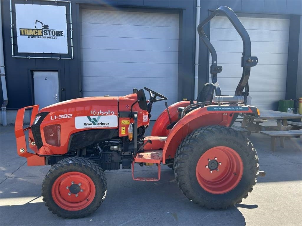 Kubota L1-382 (5283) - טרקטור עירוני: תמונה 1 Kubota L1-382 (5283) - טרקטור עירוני: תמונה 1