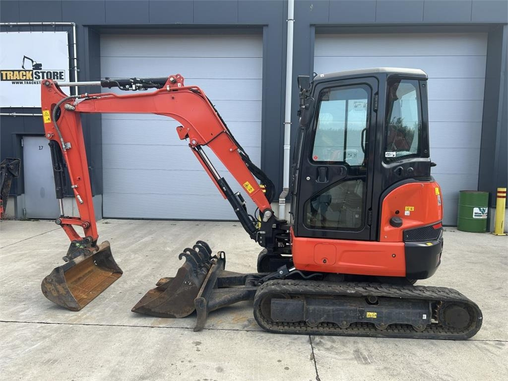 Kubota U36-4 (7398) - מיני מחפר: תמונה 1 Kubota U36-4 (7398) - מיני מחפר: תמונה 1