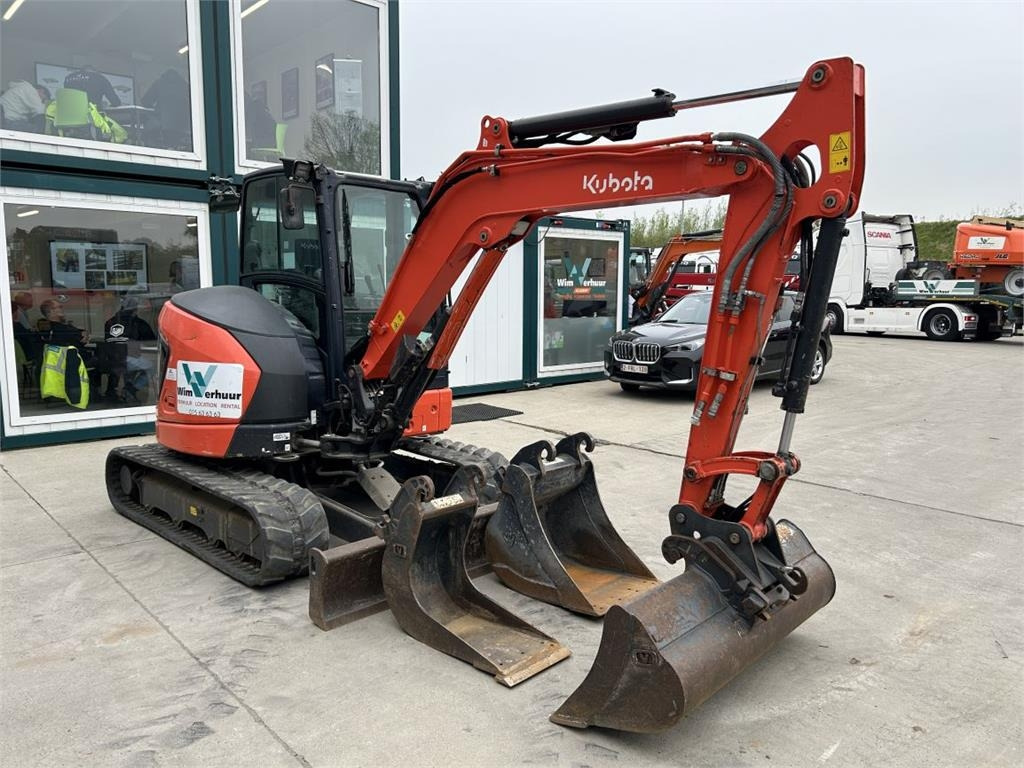 Kubota U50-5 (5024) - מיני מחפר: תמונה 2 Kubota U50-5 (5024) - מיני מחפר: תמונה 2