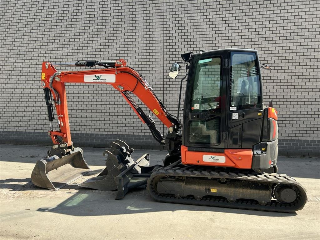 Kubota U50-5 (9613) - מיני מחפר: תמונה 1 Kubota U50-5 (9613) - מיני מחפר: תמונה 1