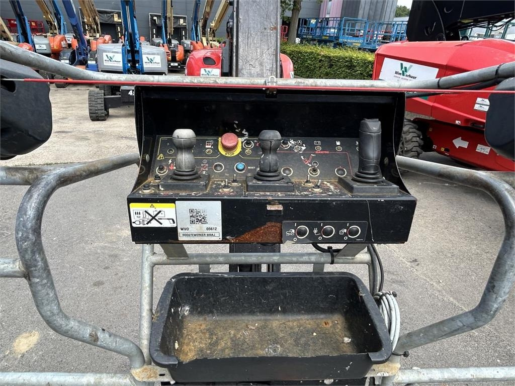 Manitou 200 ATJ RC ST5 (5612) - זרוע מרפקי: תמונה 4 Manitou 200 ATJ RC ST5 (5612) - זרוע מרפקי: תמונה 4