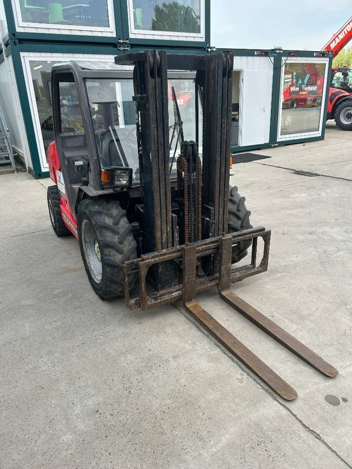 Manitou MH 25.4 - מלגזת שטח קשה: תמונה 3 Manitou MH 25.4 - מלגזת שטח קשה: תמונה 3