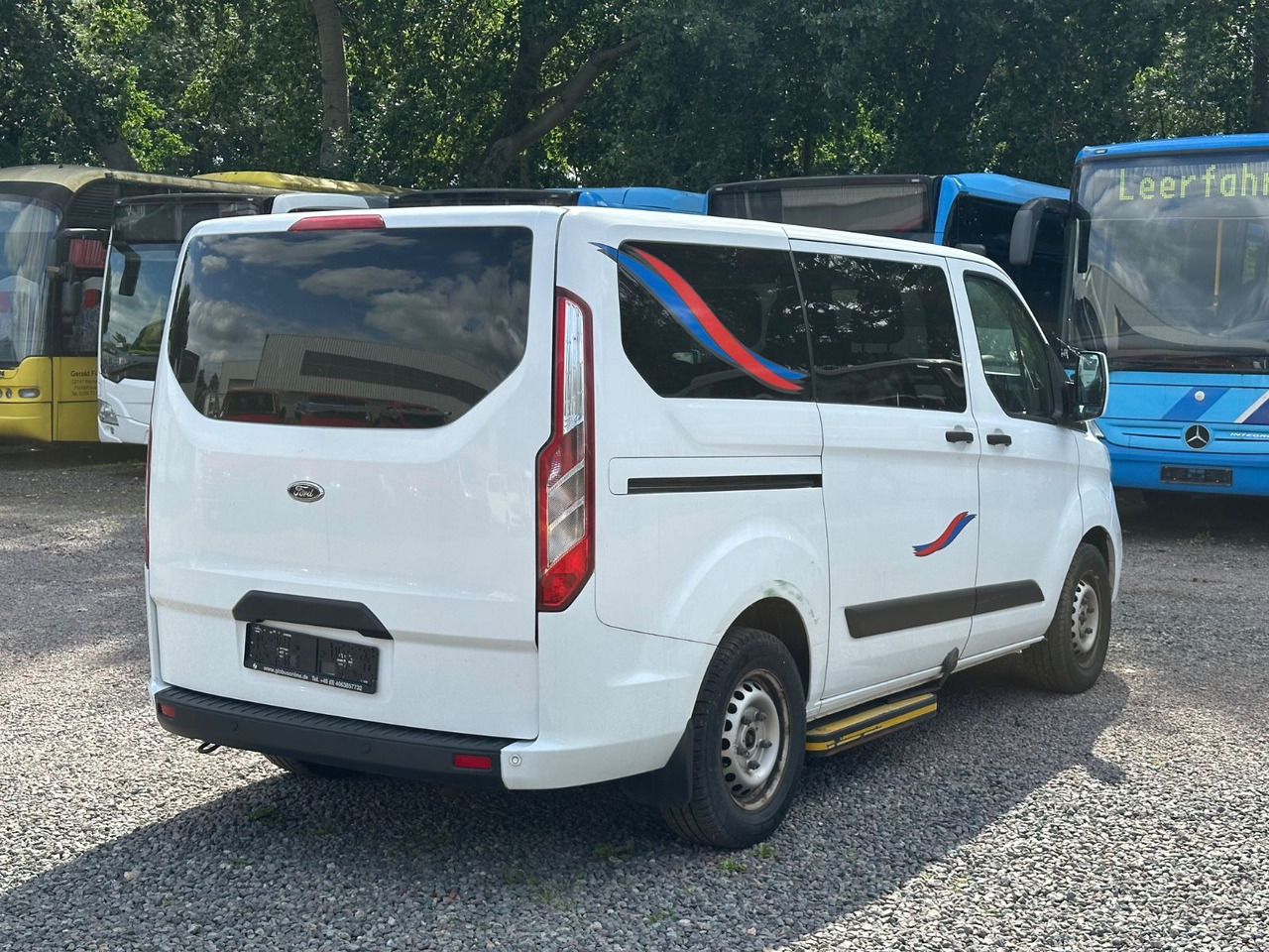 Ford Transit Custom (Klima*Euro 6) - מיניבוס, כלי רכב מסחרי לנוסעים: תמונה 2 Ford Transit Custom (Klima*Euro 6) - מיניבוס, כלי רכב מסחרי לנוסעים: תמונה 2