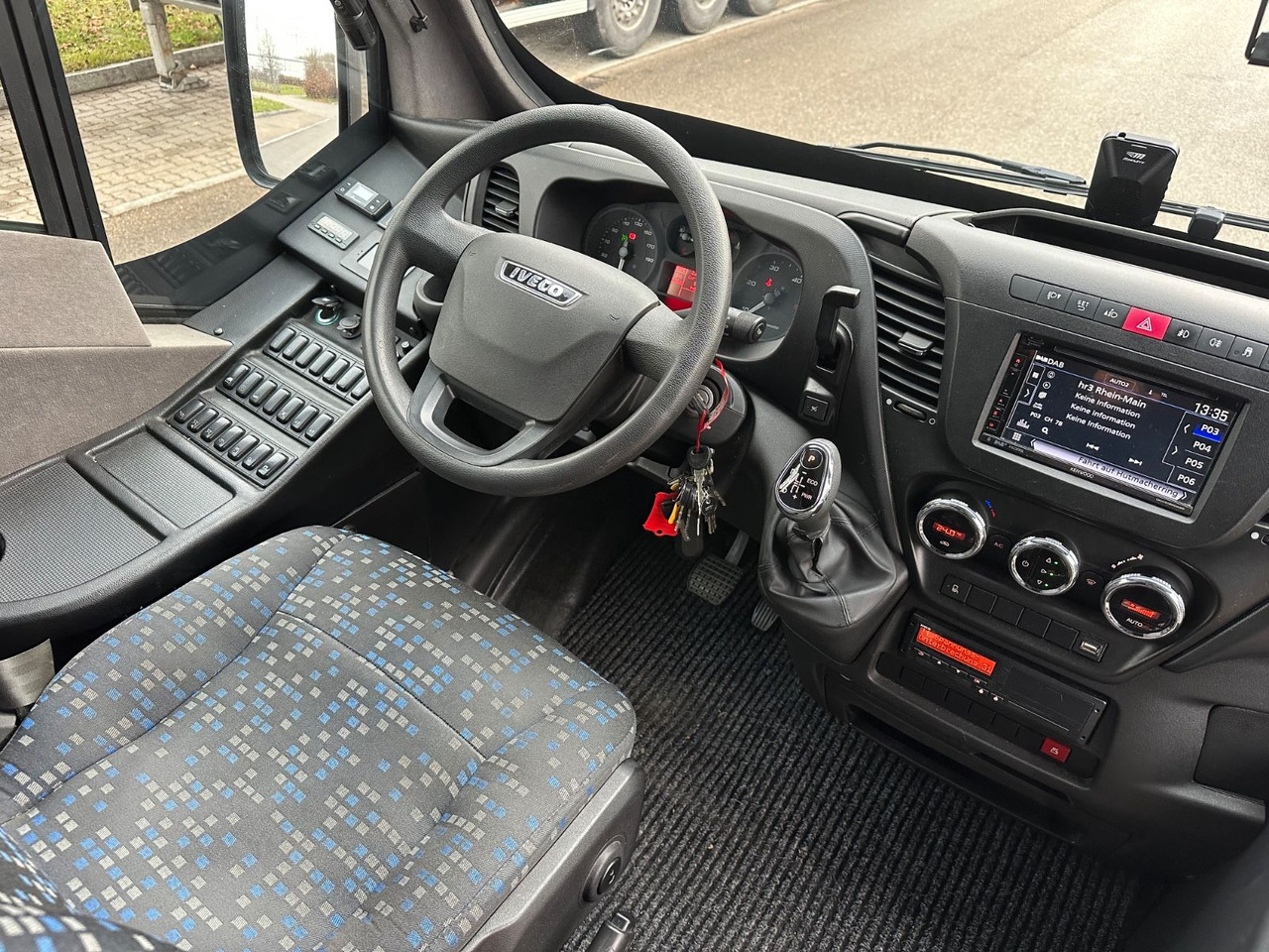 Iveco Atomic AN21 (wenig Km*7.2t) Rosero/ Rapido - מיניבוס, כלי רכב מסחרי לנוסעים: תמונה 3 Iveco Atomic AN21 (wenig Km*7.2t) Rosero/ Rapido - מיניבוס, כלי רכב מסחרי לנוסעים: תמונה 3