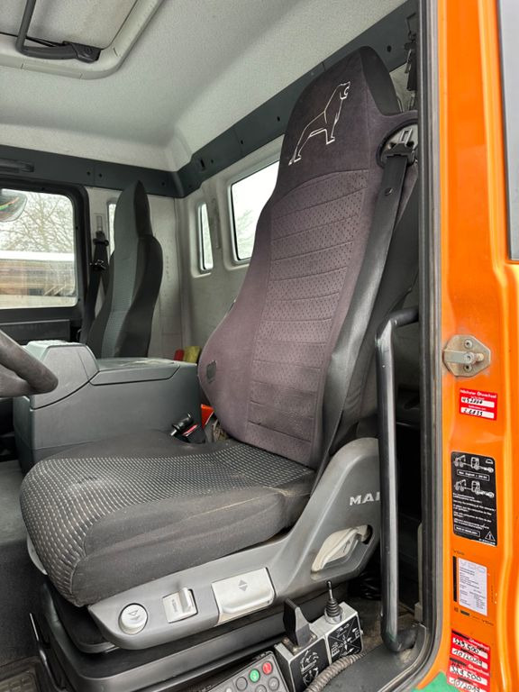 MAN TGS 26.400 6X2-2 BL Meille RK 20.70 Absetzkipper MAN TGS 26.400 6X2-2 BL Meille RK 20.70 Absetzkipper - משאית דילוג העמסה: תמונה 4 MAN TGS 26.400 6X2-2 BL Meille RK 20.70 Absetzkipper MAN TGS 26.400 6X2-2 BL Meille RK 20.70 Absetzkipper - משאית דילוג העמסה: תמונה 4