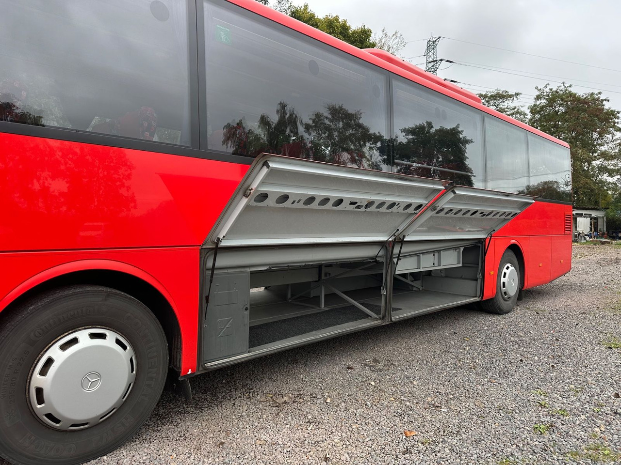 Mercedes-Benz O550 Integro (58 Sitze*Klima) - אוטובוס פרברים: תמונה 4 Mercedes-Benz O550 Integro (58 Sitze*Klima) - אוטובוס פרברים: תמונה 4