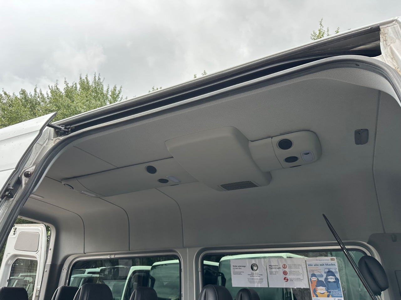 Mercedes-Benz Sprinter 316 CDi (DE*Klima*3,5t) - מיניבוס, כלי רכב מסחרי לנוסעים: תמונה 4 Mercedes-Benz Sprinter 316 CDi (DE*Klima*3,5t) - מיניבוס, כלי רכב מסחרי לנוסעים: תמונה 4