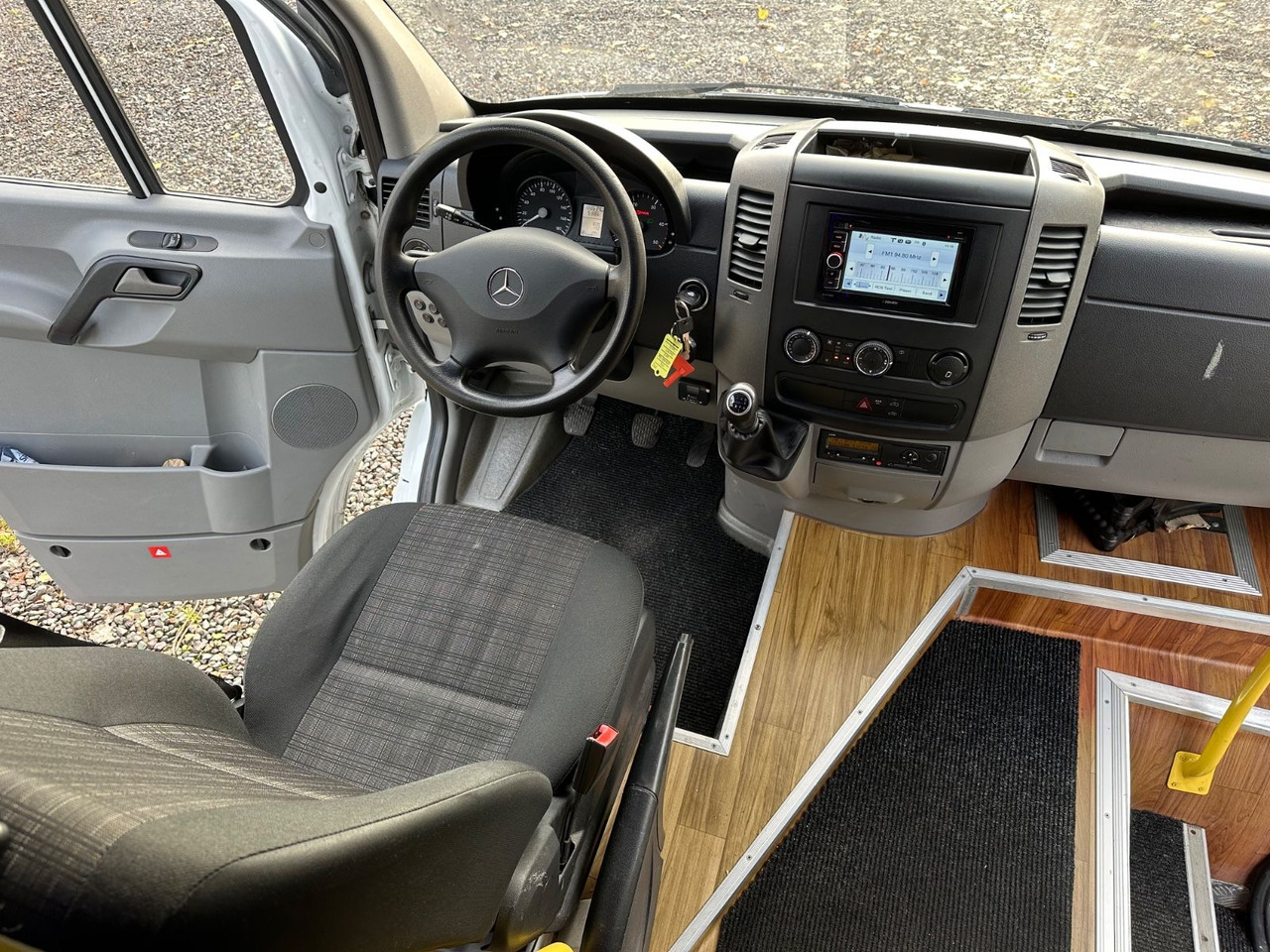 Mercedes-Benz Sprinter 516 CDi (DE*Klima*23 Reisesitze) - מיניבוס, כלי רכב מסחרי לנוסעים: תמונה 4 Mercedes-Benz Sprinter 516 CDi (DE*Klima*23 Reisesitze) - מיניבוס, כלי רכב מסחרי לנוסעים: תמונה 4