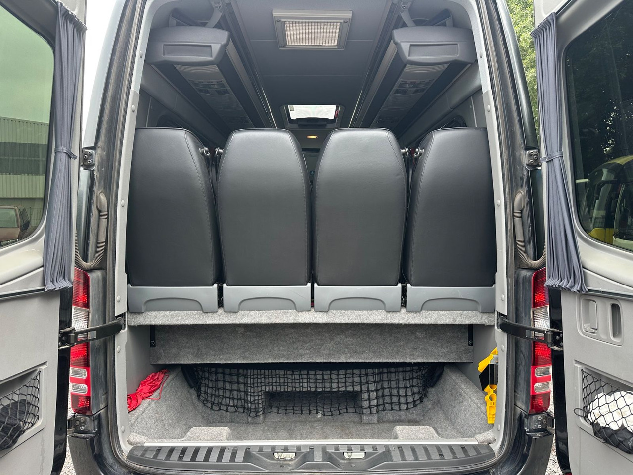 Mercedes-Benz Sprinter 519 CDi (Euro 6*Leder Sitze) - מיניבוס, כלי רכב מסחרי לנוסעים: תמונה 4 Mercedes-Benz Sprinter 519 CDi (Euro 6*Leder Sitze) - מיניבוס, כלי רכב מסחרי לנוסעים: תמונה 4