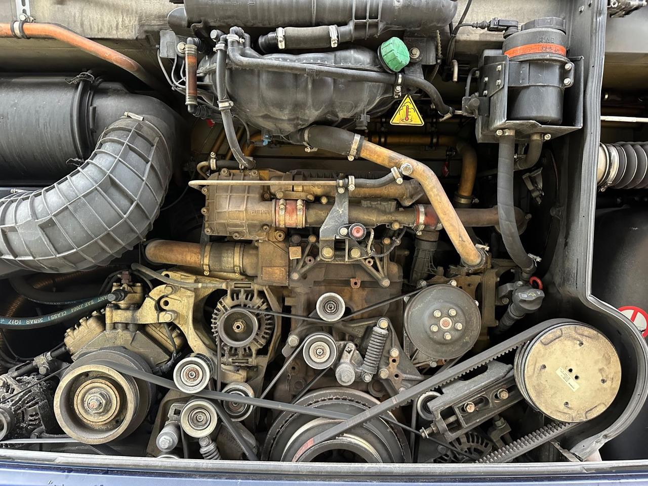 Mercedes-Benz Travego O580 16 RHD-M (LuxLine*TOP*DE) - אוטובוס בין עירוני: תמונה 3 Mercedes-Benz Travego O580 16 RHD-M (LuxLine*TOP*DE) - אוטובוס בין עירוני: תמונה 3