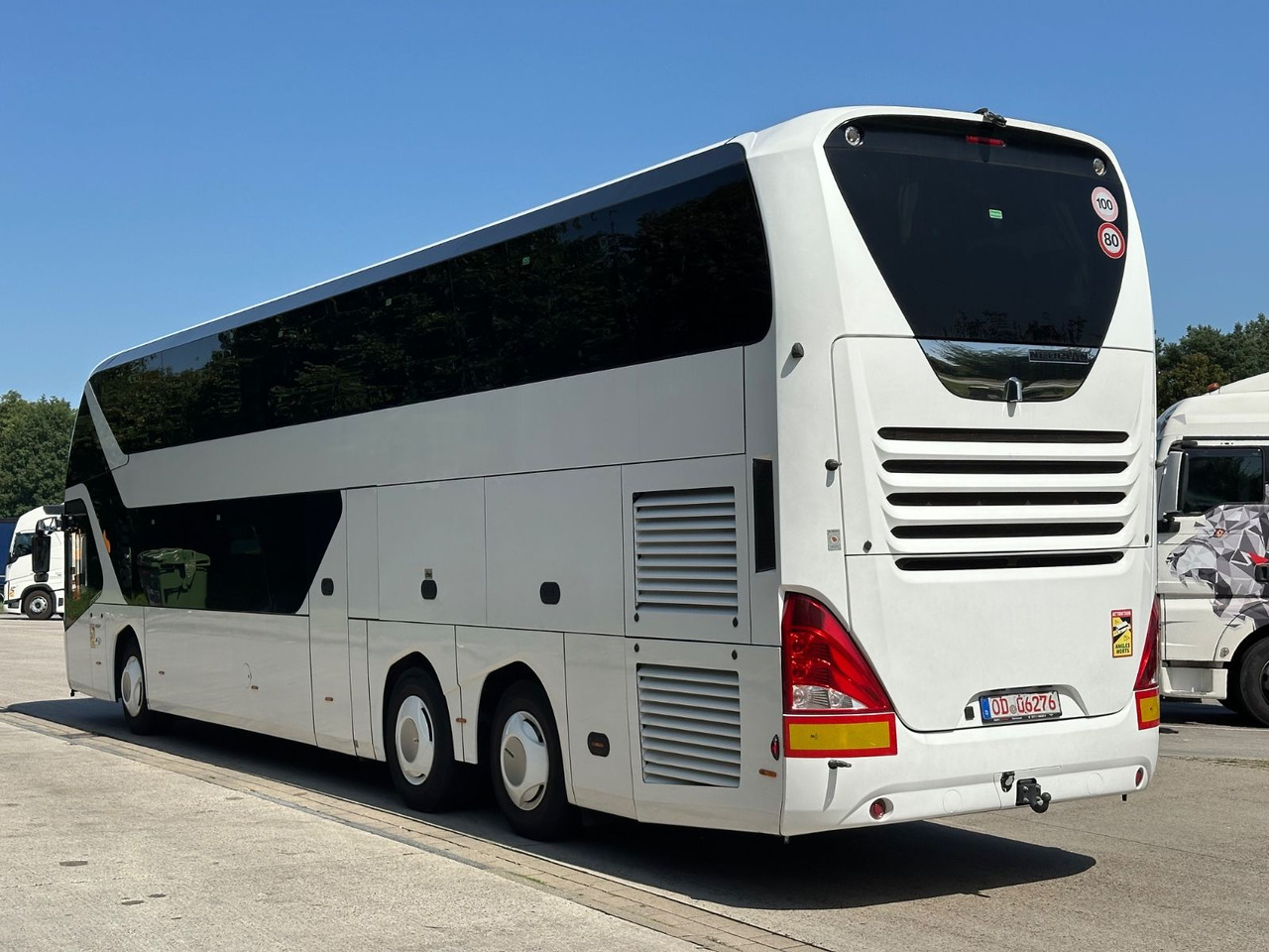Neoplan P06 Skyliner L (83 Sitze*TOP*Motor Neu*Panorama) - אוטובוס דו-קומתי: תמונה 2 Neoplan P06 Skyliner L (83 Sitze*TOP*Motor Neu*Panorama) - אוטובוס דו-קומתי: תמונה 2