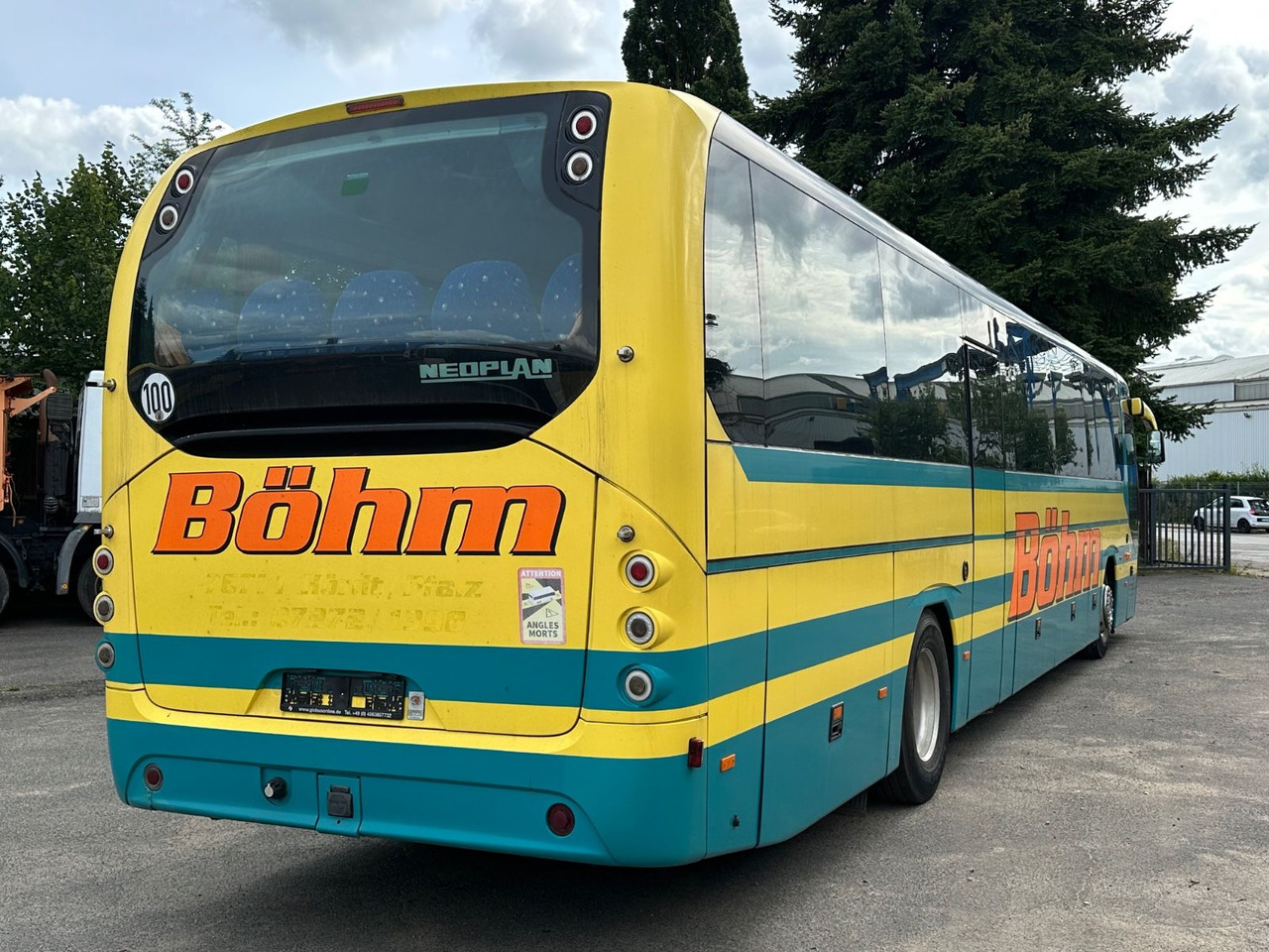 Neoplan P25 Trendliner 3516ÜC Klimaanlage*WC*57 Sitze Neoplan P25 Trendliner 3516ÜC Klimaanlage*WC*57 Sitze - אוטובוס בין עירוני: תמונה 3 Neoplan P25 Trendliner 3516ÜC Klimaanlage*WC*57 Sitze Neoplan P25 Trendliner 3516ÜC Klimaanlage*WC*57 Sitze - אוטובוס בין עירוני: תמונה 3