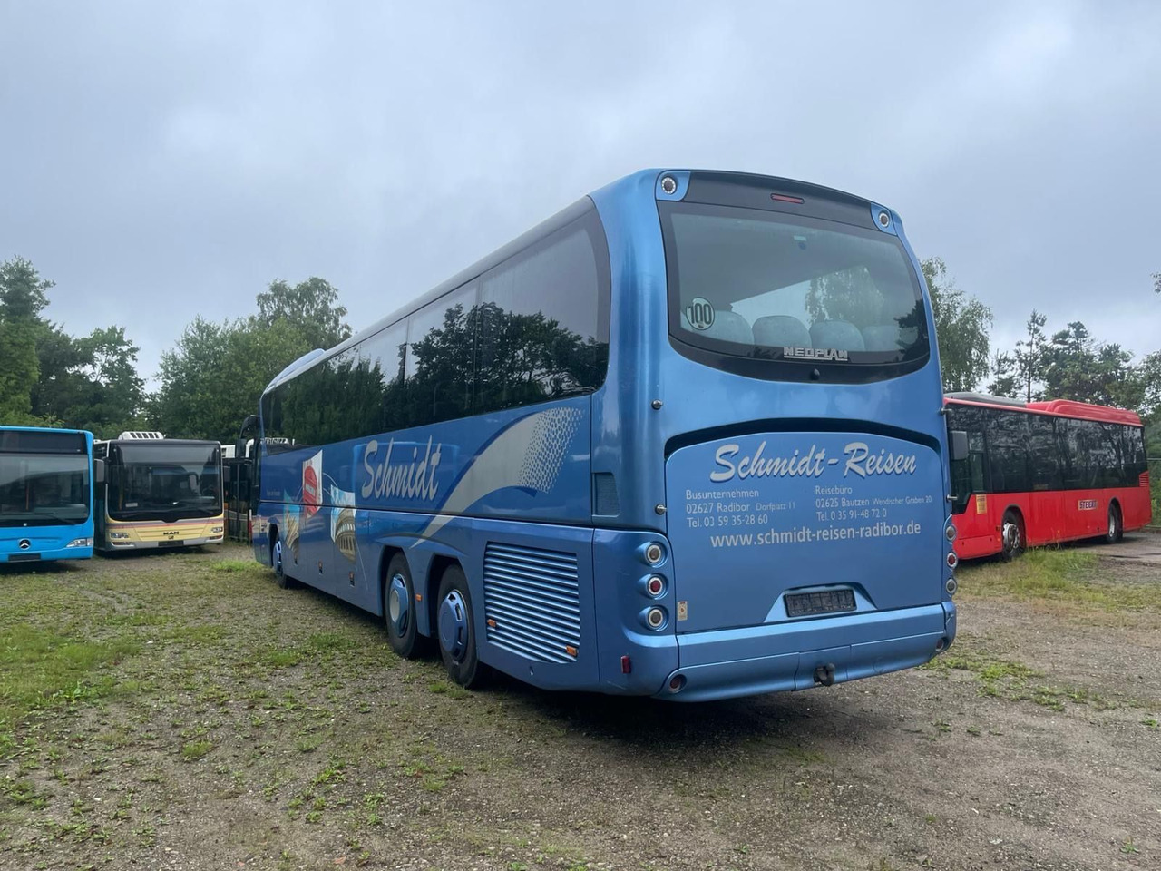 Neoplan Tourliner L P22 (59 Sitze*Schalt*TOP*DE) - אוטובוס בין עירוני: תמונה 2 Neoplan Tourliner L P22 (59 Sitze*Schalt*TOP*DE) - אוטובוס בין עירוני: תמונה 2