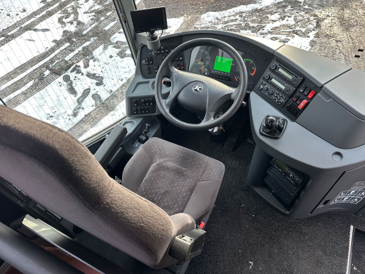 Setra 415 UL-GT (58 Sitze*TOP) - אוטובוס פרברים: תמונה 4 Setra 415 UL-GT (58 Sitze*TOP) - אוטובוס פרברים: תמונה 4