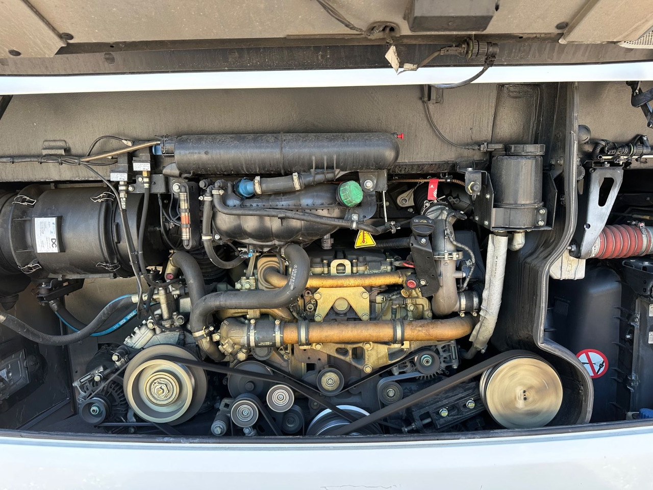 Setra S 415 LE Business (374 tKm*TOP) - אוטובוס עירוני: תמונה 4 Setra S 415 LE Business (374 tKm*TOP) - אוטובוס עירוני: תמונה 4