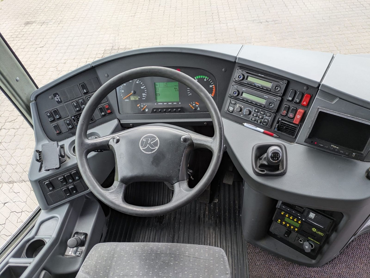 Setra S 416 GT (55 Sitze*WC) - אוטובוס פרברים: תמונה 3 Setra S 416 GT (55 Sitze*WC) - אוטובוס פרברים: תמונה 3