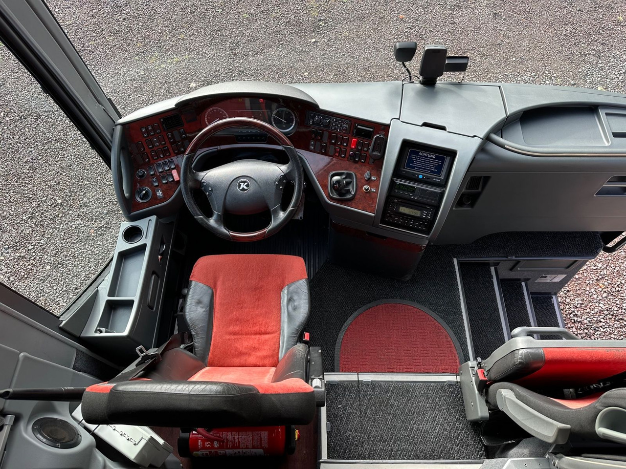 Setra S 416 HDH (V.I.P 2+1 Sitze*Panorama*TOP) - אוטובוס בין עירוני: תמונה 5 Setra S 416 HDH (V.I.P 2+1 Sitze*Panorama*TOP) - אוטובוס בין עירוני: תמונה 5