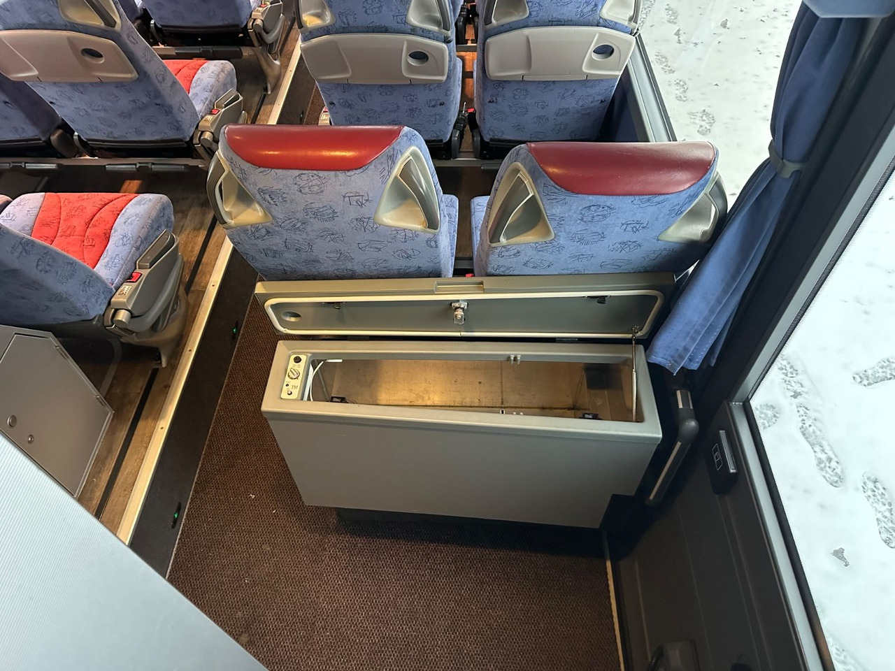 אוטובוס דו-קומתי Setra S 431 DT (80 Sitze*TOP*wenig Km): תמונה 20 אוטובוס דו-קומתי Setra S 431 DT (80 Sitze*TOP*wenig Km): תמונה 20