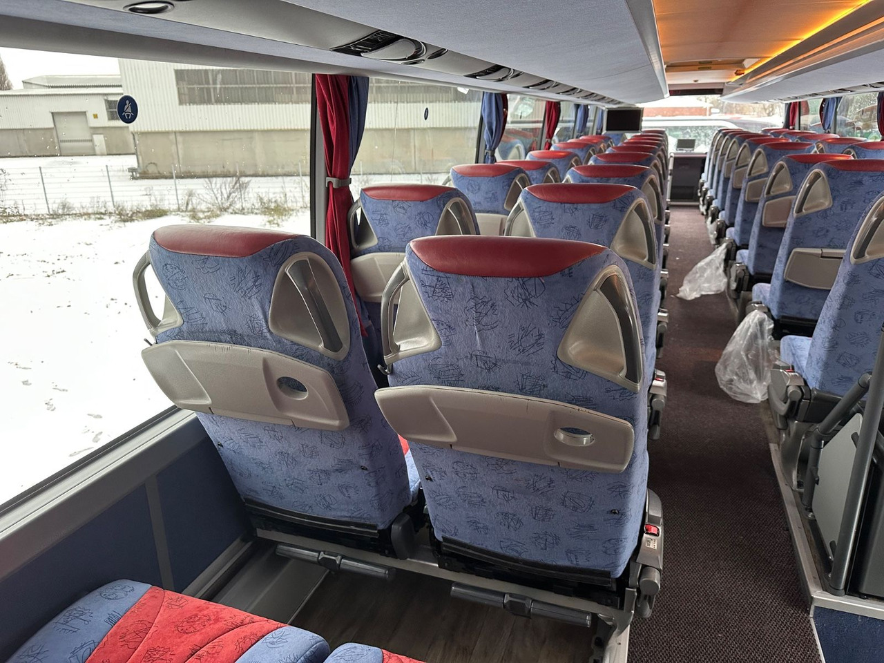 אוטובוס דו-קומתי Setra S 431 DT (80 Sitze*TOP*wenig Km): תמונה 23 אוטובוס דו-קומתי Setra S 431 DT (80 Sitze*TOP*wenig Km): תמונה 23