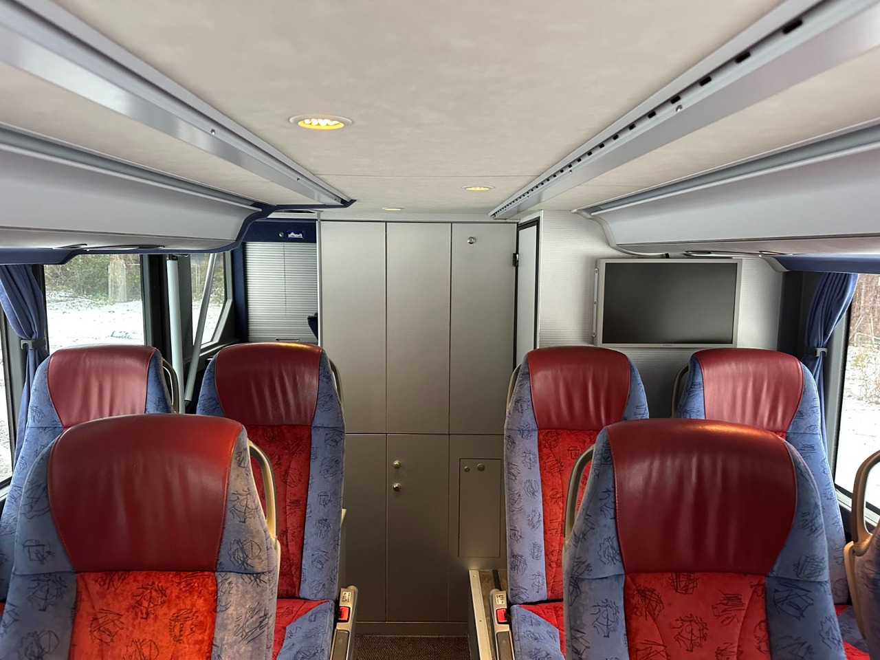 אוטובוס דו-קומתי Setra S 431 DT (80 Sitze*TOP*wenig Km): תמונה 17 אוטובוס דו-קומתי Setra S 431 DT (80 Sitze*TOP*wenig Km): תמונה 17