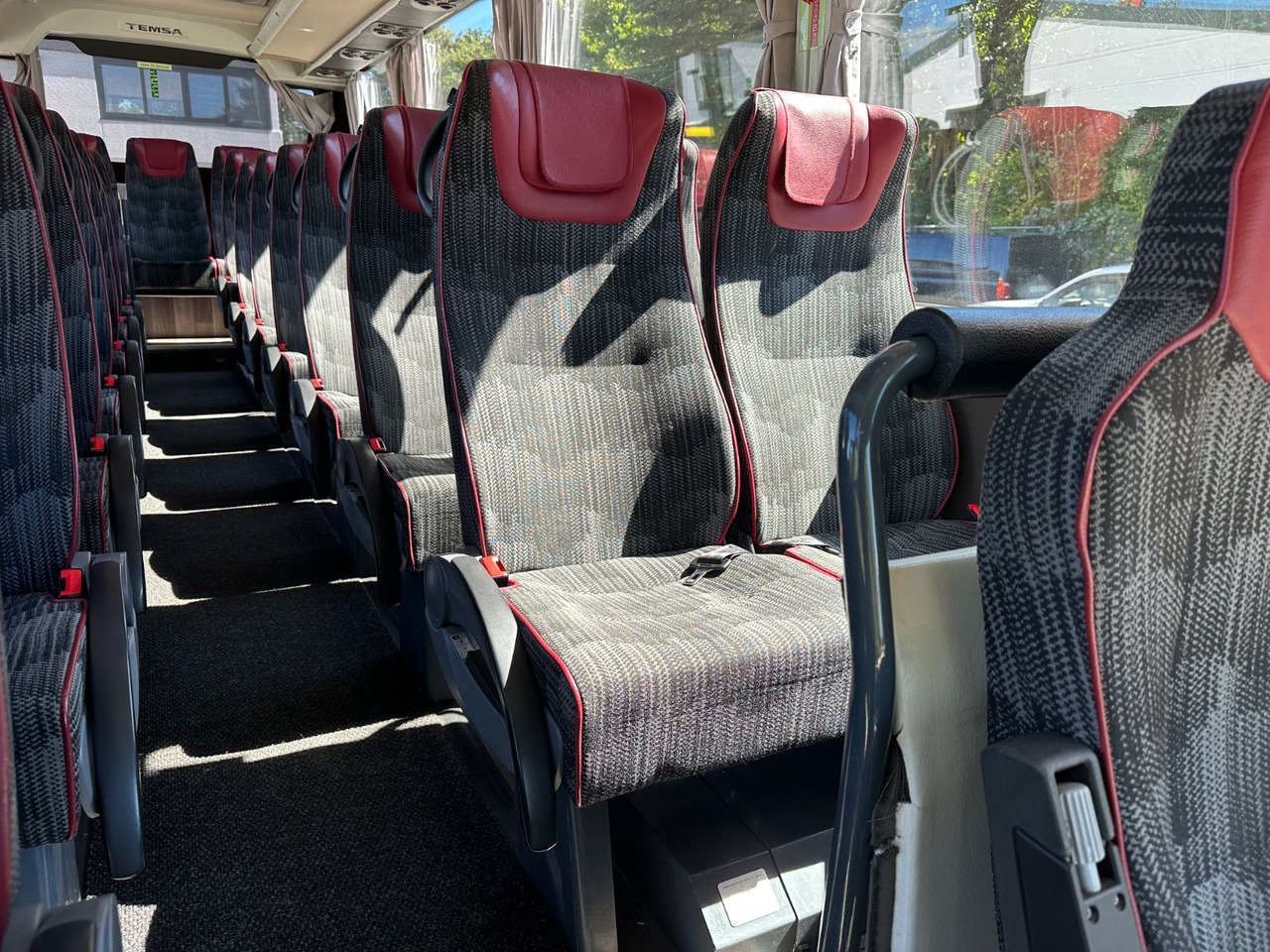 Temsa MD7 plus (wenig Km*34 Sitze*DE) MD9 - מיניבוס, כלי רכב מסחרי לנוסעים: תמונה 5 Temsa MD7 plus (wenig Km*34 Sitze*DE) MD9 - מיניבוס, כלי רכב מסחרי לנוסעים: תמונה 5