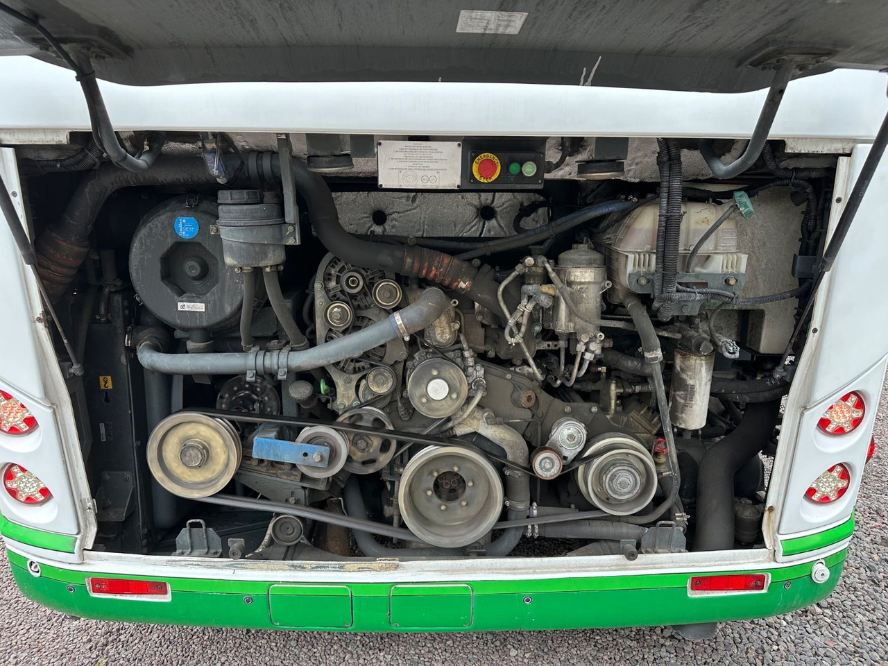 Temsa MD9 C (wenig Km*WC*DE) - מיניבוס, כלי רכב מסחרי לנוסעים: תמונה 4 Temsa MD9 C (wenig Km*WC*DE) - מיניבוס, כלי רכב מסחרי לנוסעים: תמונה 4