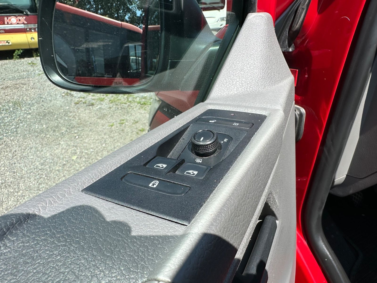 הַחכָּרָה Volkswagen T6 Kombi (PDC Hi*ACC*StandHz*9 Sitzer*AC) Volkswagen T6 Kombi (PDC Hi*ACC*StandHz*9 Sitzer*AC): תמונה 17 הַחכָּרָה Volkswagen T6 Kombi (PDC Hi*ACC*StandHz*9 Sitzer*AC) Volkswagen T6 Kombi (PDC Hi*ACC*StandHz*9 Sitzer*AC): תמונה 17