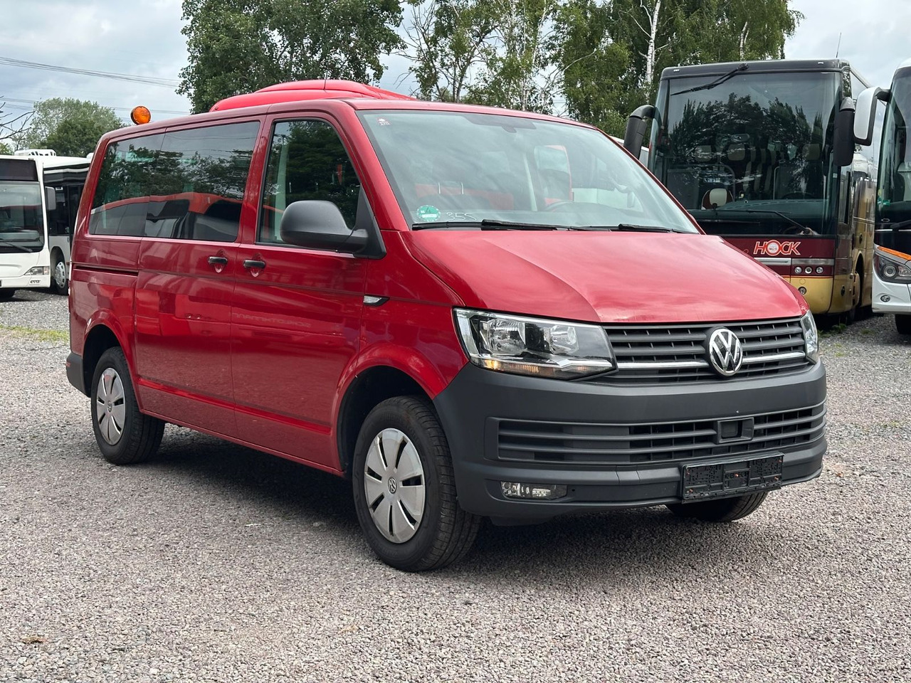 Volkswagen T6 Kombi (PDC Hi*ACC*StandHz*9 Sitzer*AC) - כלי רכב מסחרי לנוסעים: תמונה 2 Volkswagen T6 Kombi (PDC Hi*ACC*StandHz*9 Sitzer*AC) - כלי רכב מסחרי לנוסעים: תמונה 2