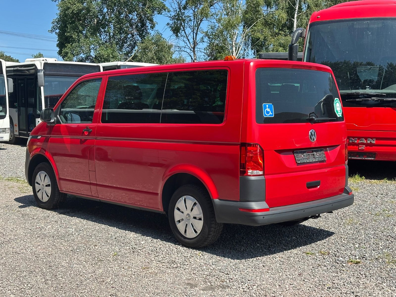 Volkswagen T6 Kombi (PDC Hi*ACC*StandHz*9 Sitzer*AC) - כלי רכב מסחרי לנוסעים: תמונה 3 Volkswagen T6 Kombi (PDC Hi*ACC*StandHz*9 Sitzer*AC) - כלי רכב מסחרי לנוסעים: תמונה 3