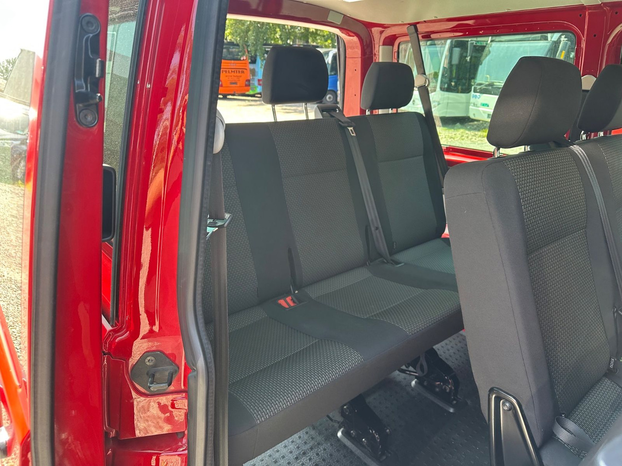 הַחכָּרָה Volkswagen T6 Kombi (PDC Hi*ACC*StandHz*9 Sitzer*AC) Volkswagen T6 Kombi (PDC Hi*ACC*StandHz*9 Sitzer*AC): תמונה 18 הַחכָּרָה Volkswagen T6 Kombi (PDC Hi*ACC*StandHz*9 Sitzer*AC) Volkswagen T6 Kombi (PDC Hi*ACC*StandHz*9 Sitzer*AC): תמונה 18