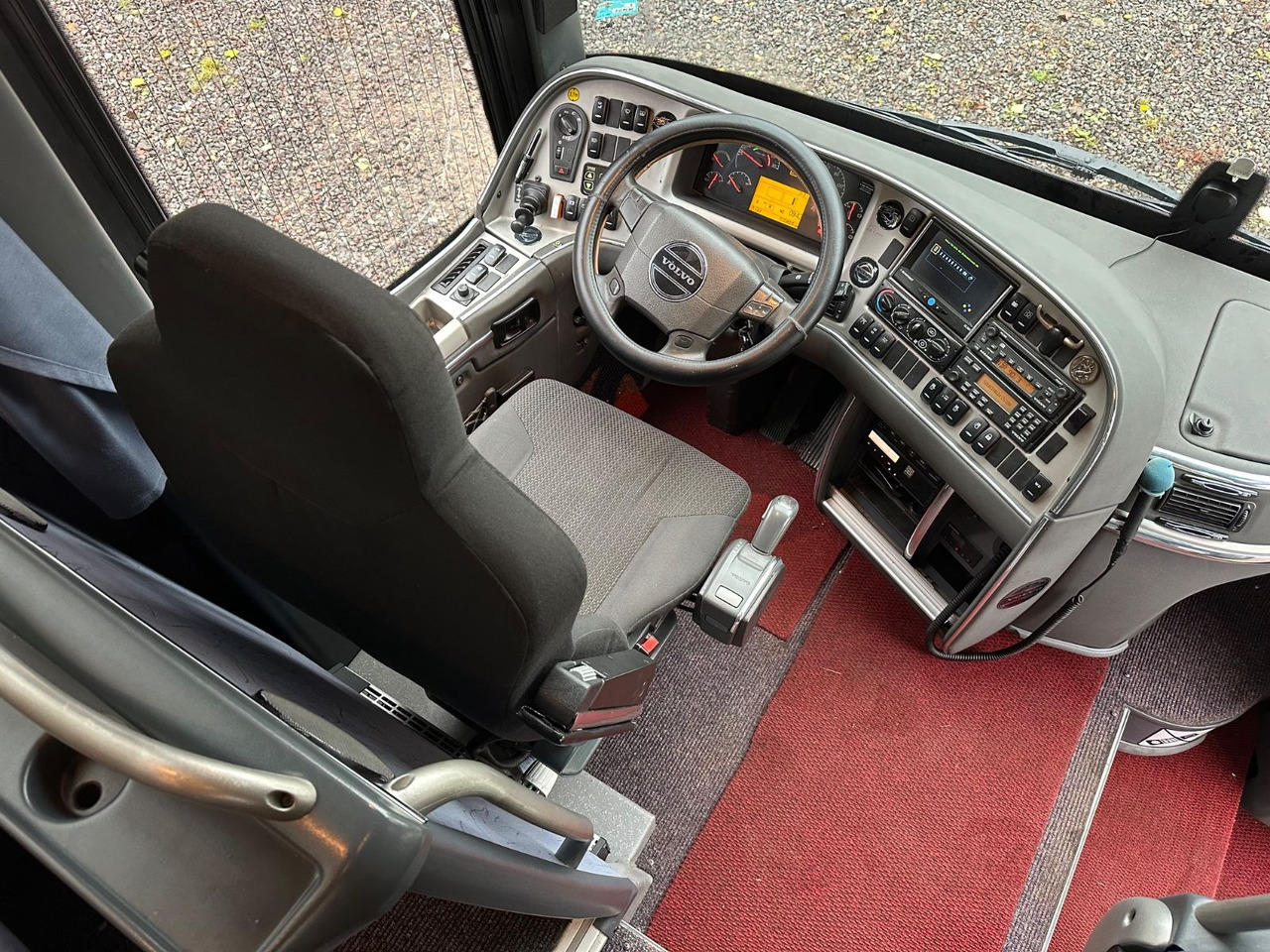 Volvo 9900 HD 6x2 (9700*415 HD*Tourismo RHD) - אוטובוס בין עירוני: תמונה 5 Volvo 9900 HD 6x2 (9700*415 HD*Tourismo RHD) - אוטובוס בין עירוני: תמונה 5